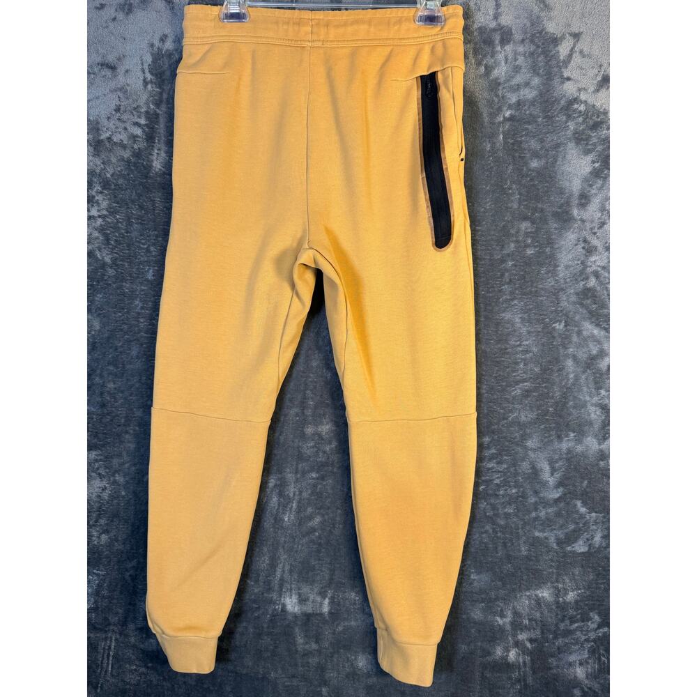 Nike Tech Essentials Repel Insulated Joggers Men’… - image 2